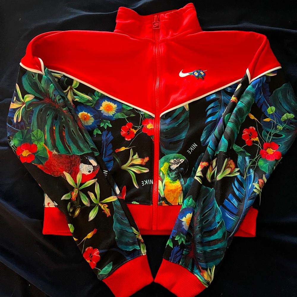 Nike Crop Zip Pullover in Floral / Jungle Print - Size Small - Warm Up Hoodie